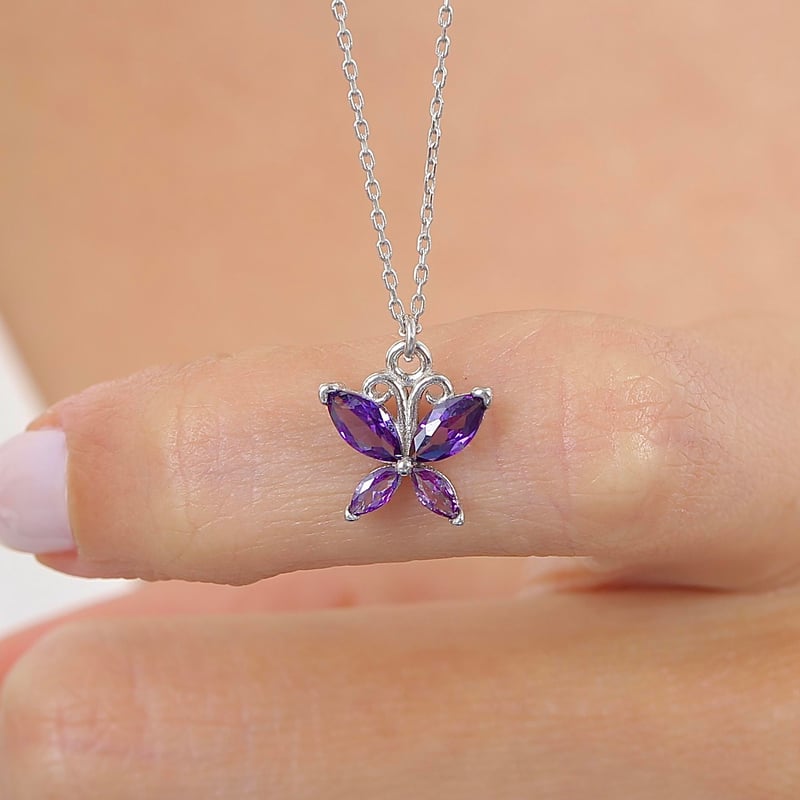 Ametist Taşlı Kelebek Dokunuşu Gümüş Kolye