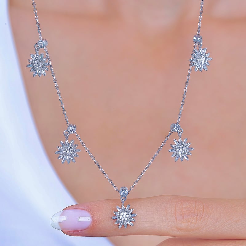 Baget Çiçeği Choker Gümüş Şans Kolye