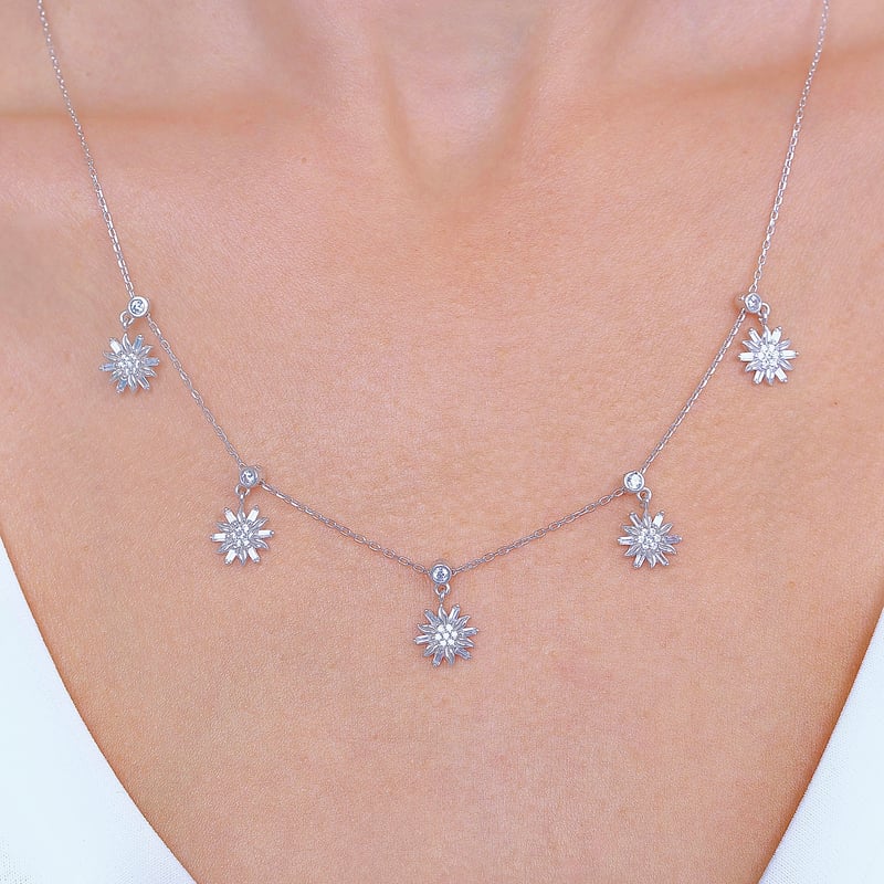 Baget Çiçeği Choker Gümüş Şans Kolye