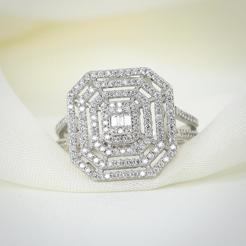 Effective Diamond Baget Efsanesi Gümüş Yüzük
