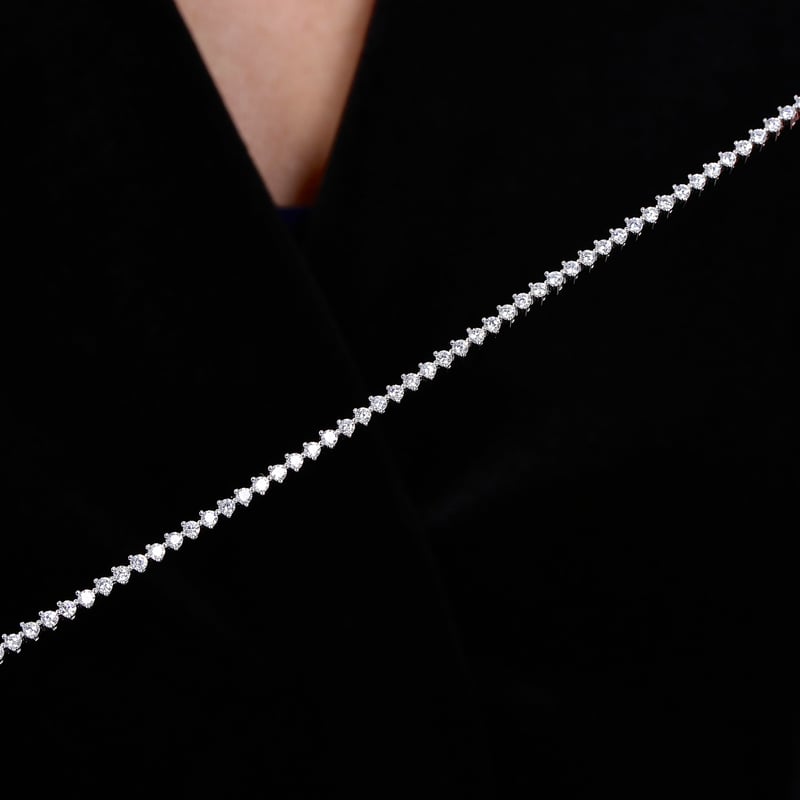 Effective Diamond Çapraz Montür 925 Ayar Gümüş Su Yolu Bileklik