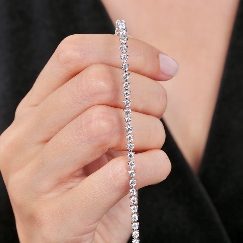 Effective Diamond Çapraz Montür Orta Boy 925 Ayar Gümüş Su Yolu Bileklik