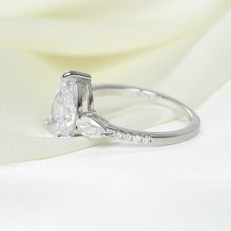 Effective Diamond Damla Poleni Gümüş Yüzük