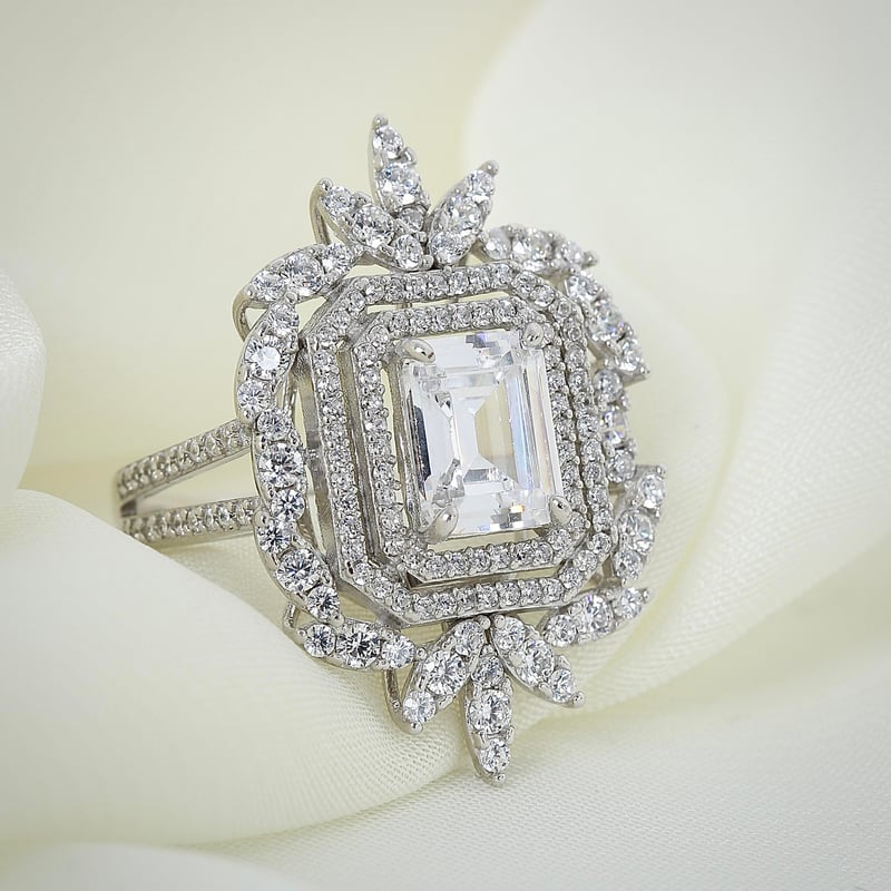 Effective Diamond İhtişam Güneşi Gümüş Yüzük