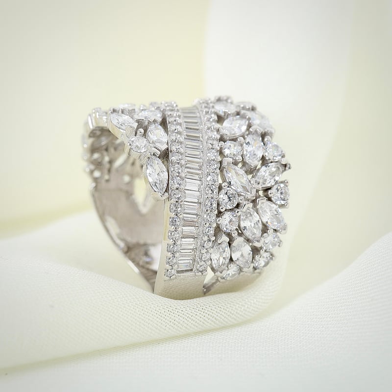Effective Diamond Işıltı Bestesi Gümüş Yüzük