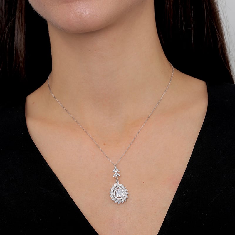 Effective Diamond Işıltılı Markiz Serenatı Gümüş Kolye
