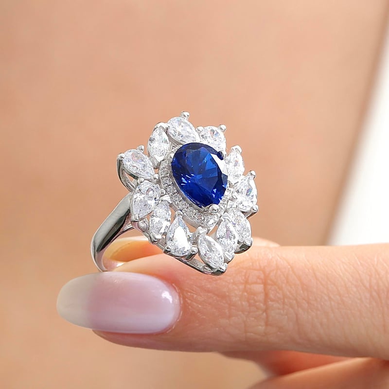 Effective Diamond İstanbul İhtişamı Sentetik Safir Taşlı Gümüş Yüzük