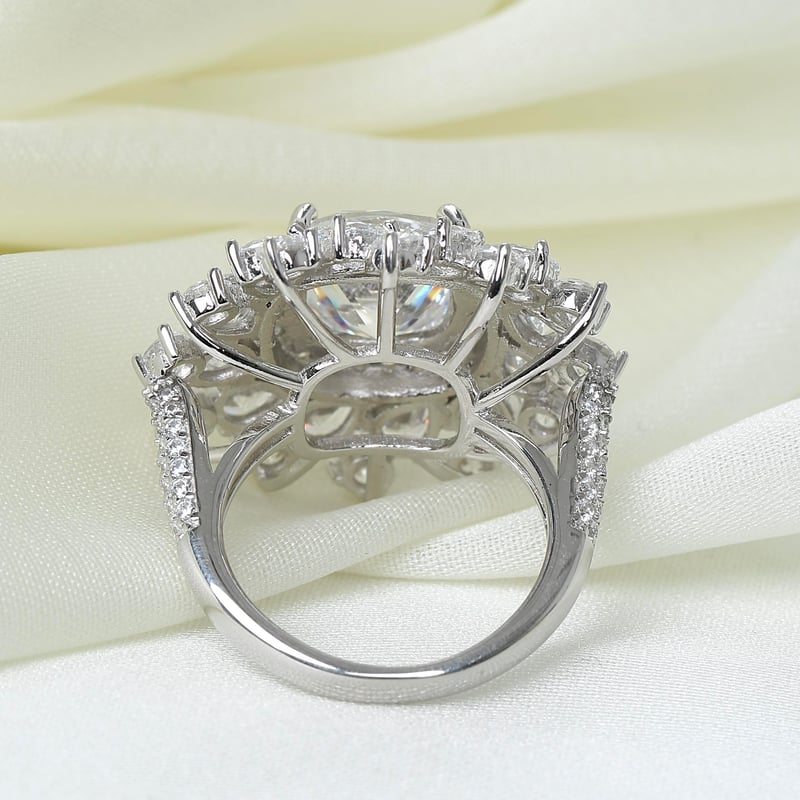 Effective Diamond Kristal Buketi Gümüş Yüzük
