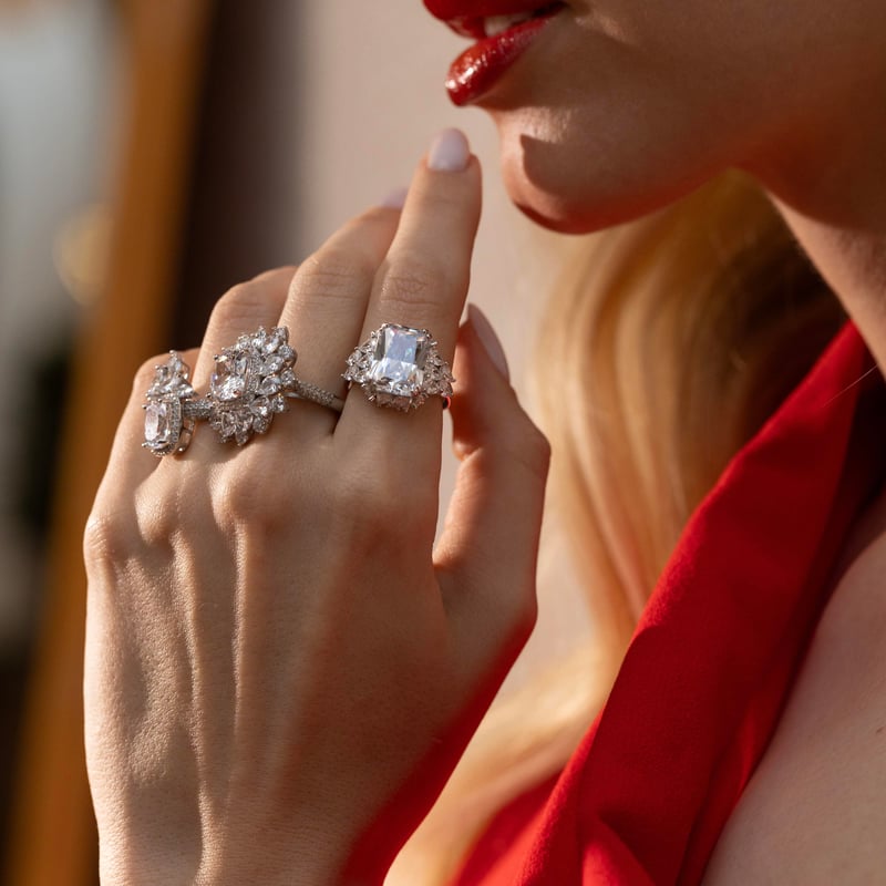 Effective Diamond Kristal Buketi Gümüş Yüzük