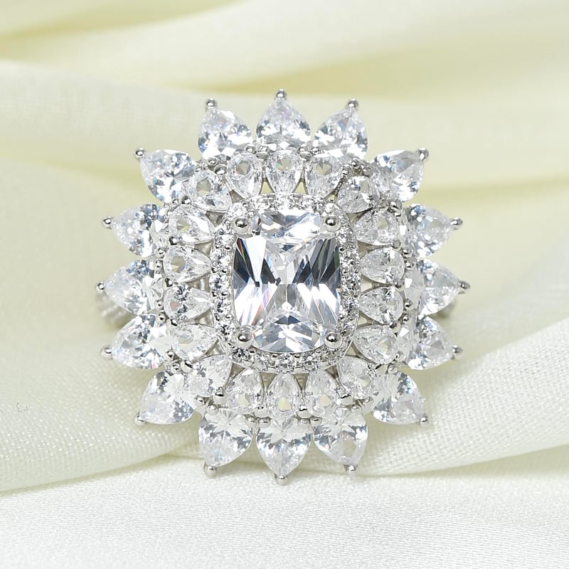 Effective Diamond Kristal Güneşi Gümüş Yüzük