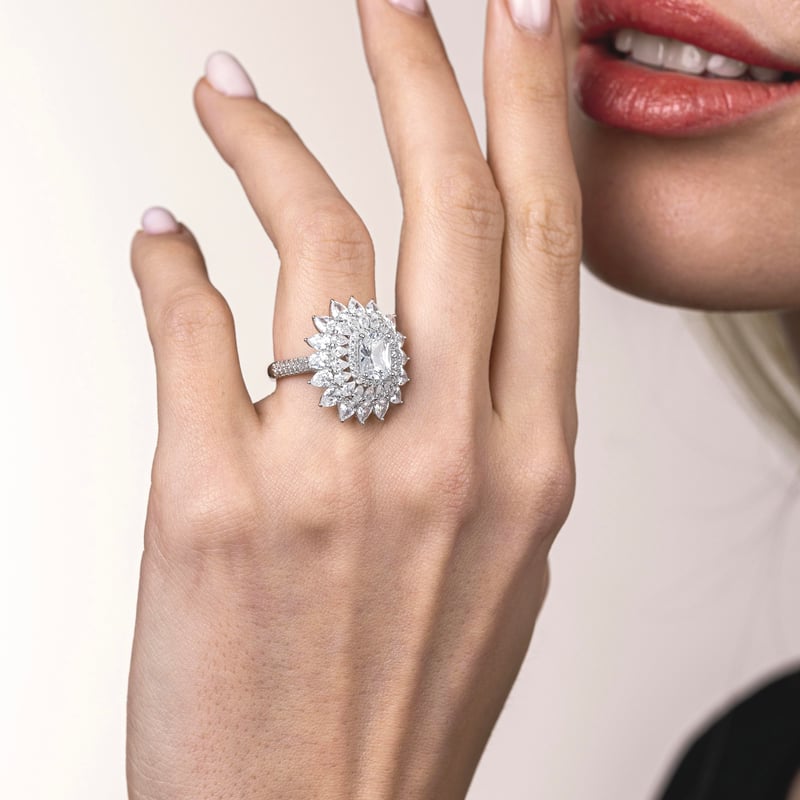 Effective Diamond Kristal Güneşi Gümüş Yüzük