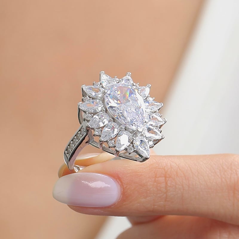 Effective Diamond Londra Tutkusu Işıltılı Gümüş Yüzük