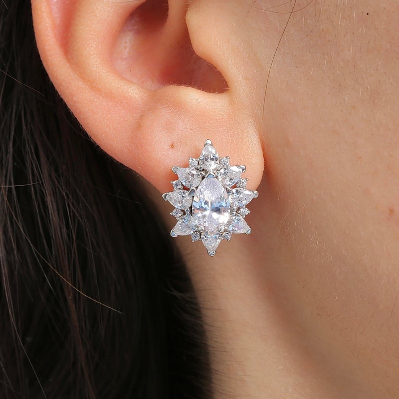 Effective Diamond Londra Tutkusu Işıltılı Gümüş Küpe