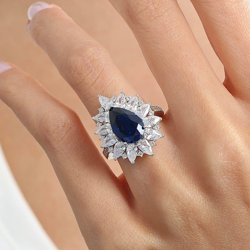 Effective Diamond Londra Tutkusu Sentetik Safir Taşlı Gümüş Yüzük