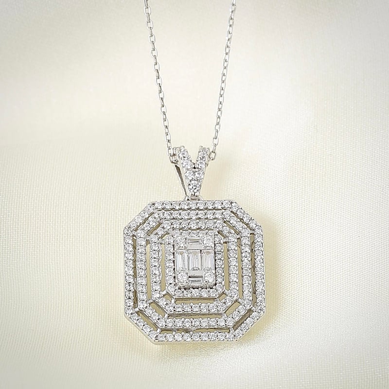 Effective Diamond Mega Baget Efsanesi Gümüş Kolye