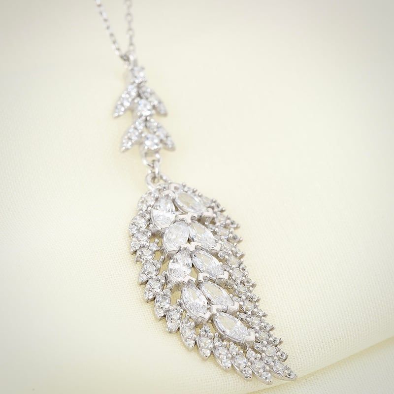 Effective Diamond Meleğin Rüyası Gümüş Kolye