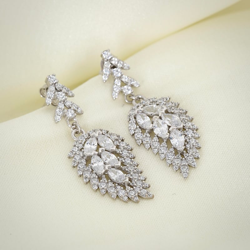 Effective Diamond Meleğin Rüyası Gümüş Küpe