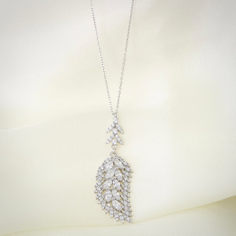 Effective Diamond Meleğin Rüyası Gümüş Kolye