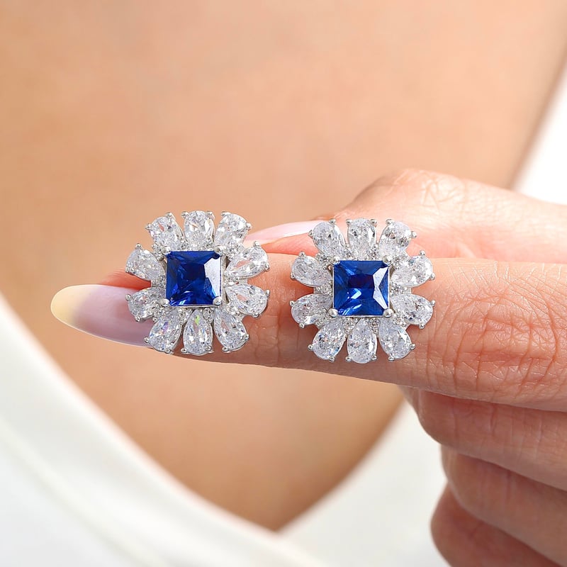 Effective Diamond Milano Rüyası Sentetik Safir Taşlı Gümüş Küpe