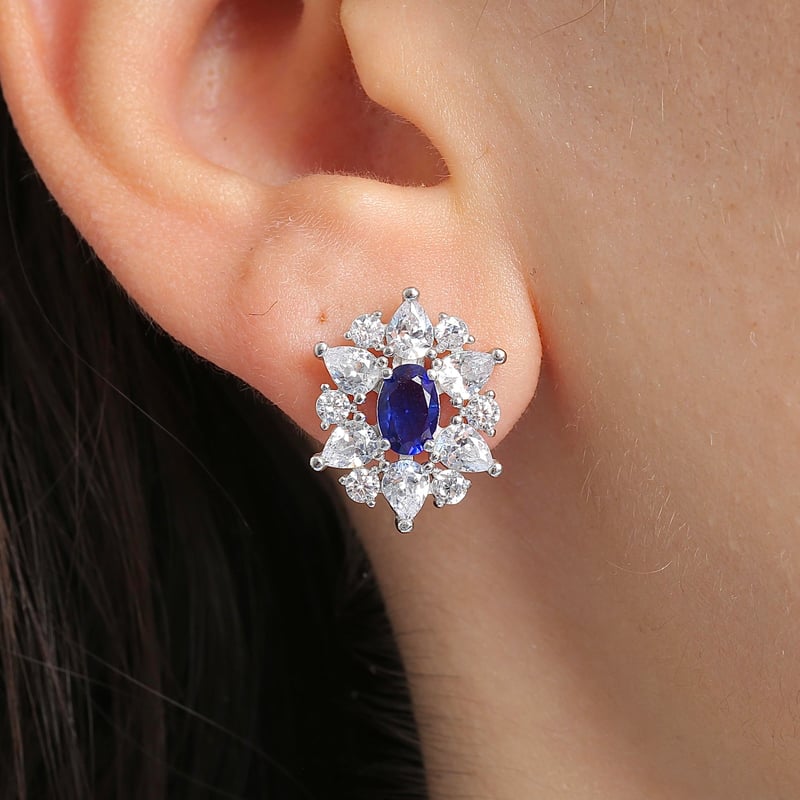 Effective Diamond Paris Işıltısı Sentetik Safir Taşlı Gümüş Küpe