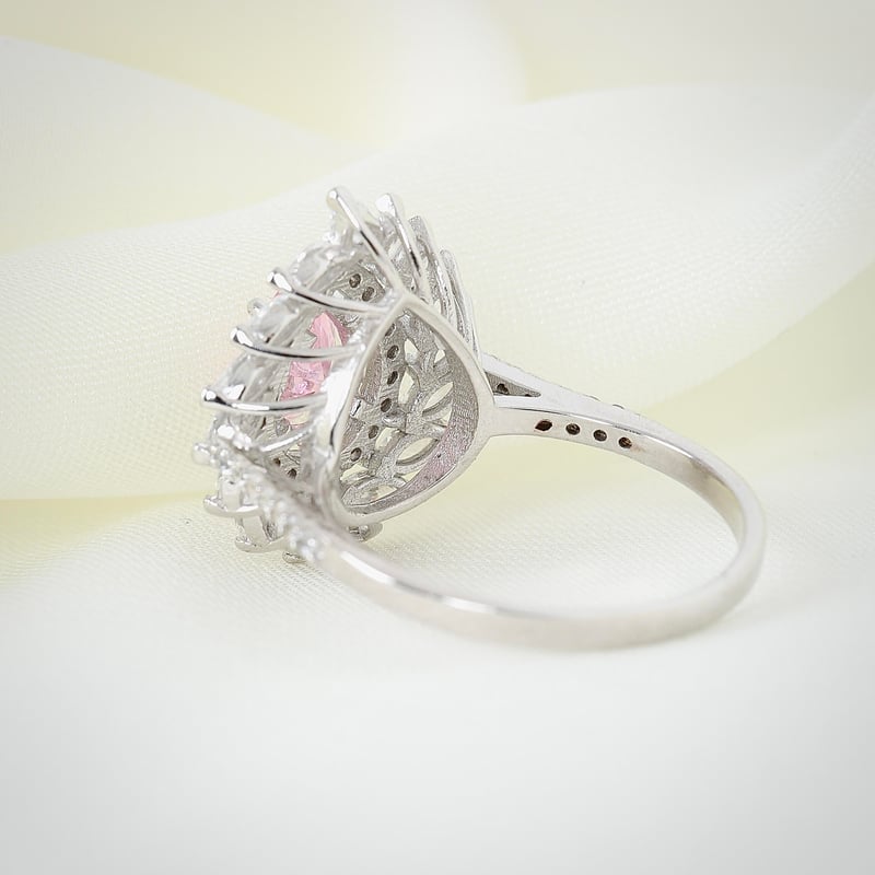 Effective Diamond Pink Taşlı Markiz Serenatı Gümüş Yüzük