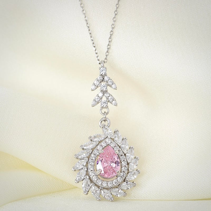 Effective Diamond Pink Taşlı Markiz Serenatı Gümüş Kolye