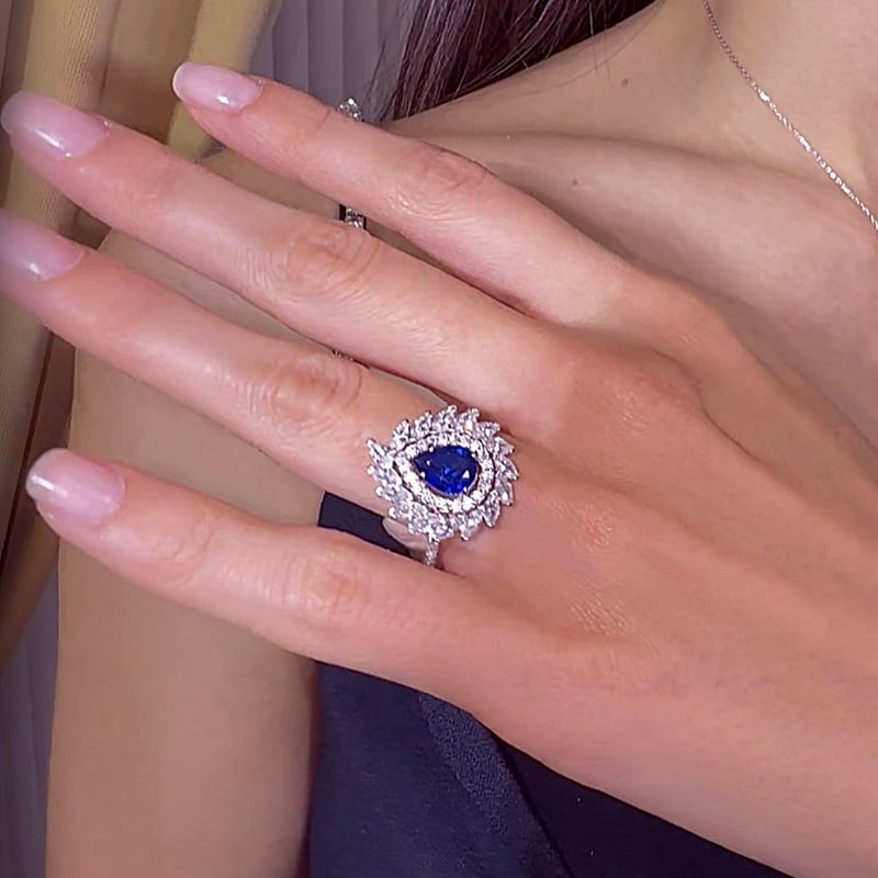 Effective Diamond Sentetik Sentetik Safir Markiz Serenatı Gümüş Yüzük