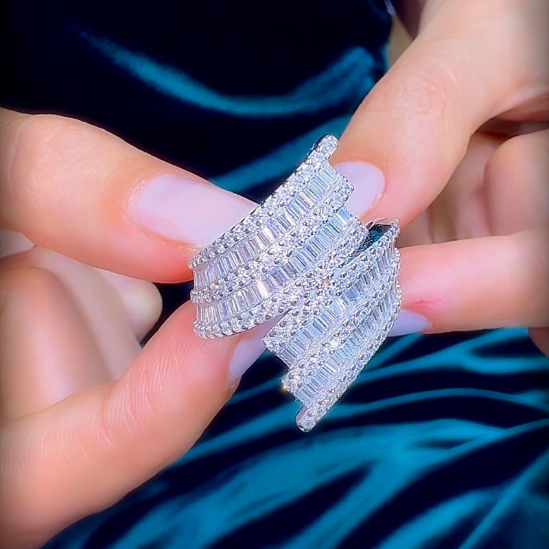 Effective Diamond Tutku Düğümü Sarmal Gümüş Yüzük