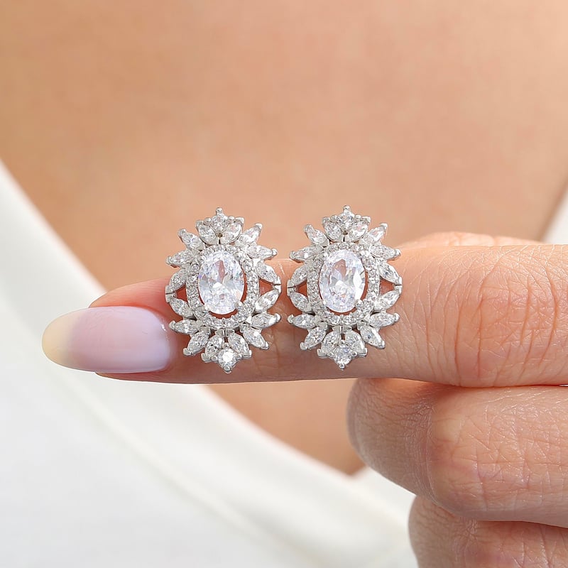 Effective Diamond Venedik Dansı Işıltılı Gümüş Küpe