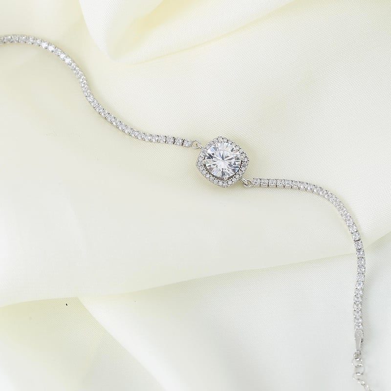 Effective Diamond Yeni 3 Karat Kare Gümüş Bileklik