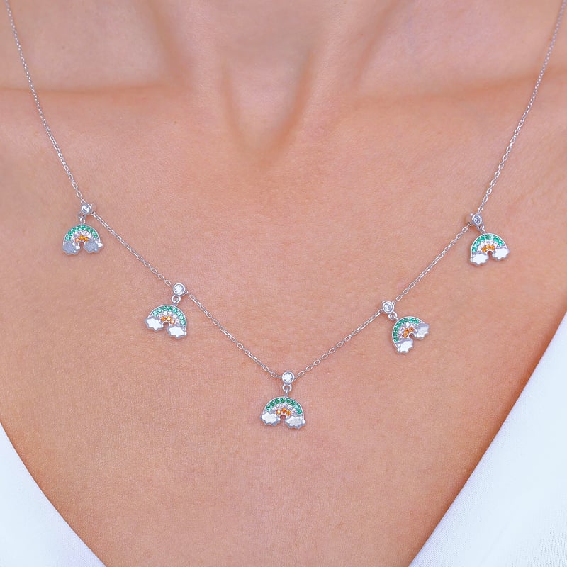 Gökkuşağı Festivali Choker Gümüş Şans Kolye