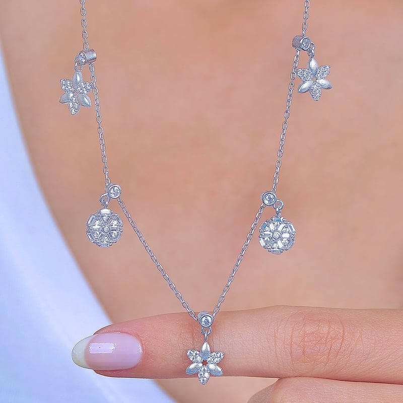 Işıltı Demeti Choker Gümüş Şans Kolye