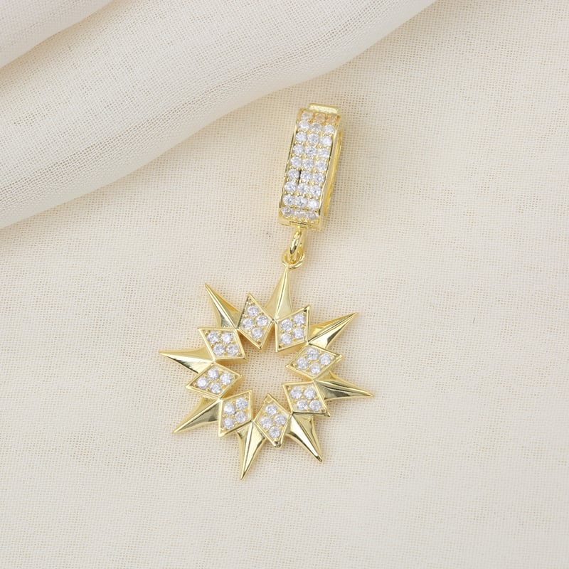 isilti-efsunu-gumus-charm-kolye-ucu-312b-1.jpg