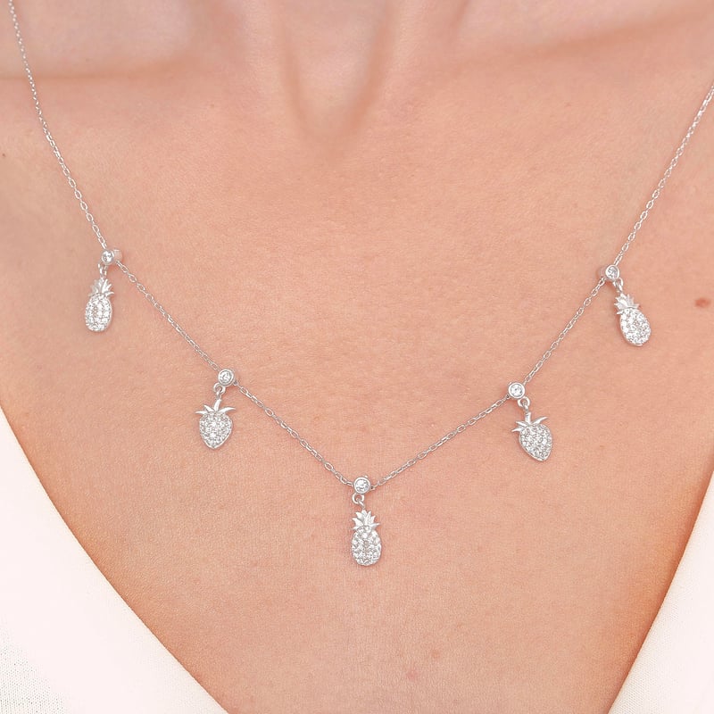 Işıltılı Meyveler Choker Gümüş Şans Kolye