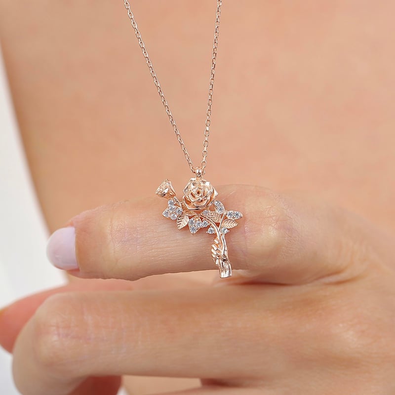 Işıltılı Sadakat Buketi Rosegold Gümüş Kolye