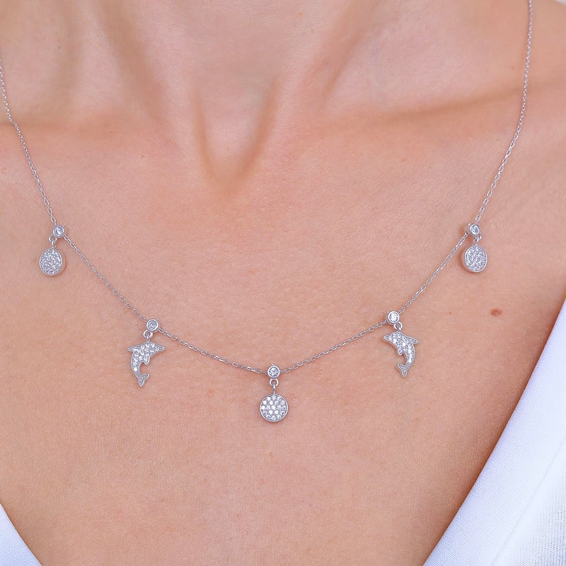 Işıltılı Yunuslar Choker Gümüş Şans Kolye