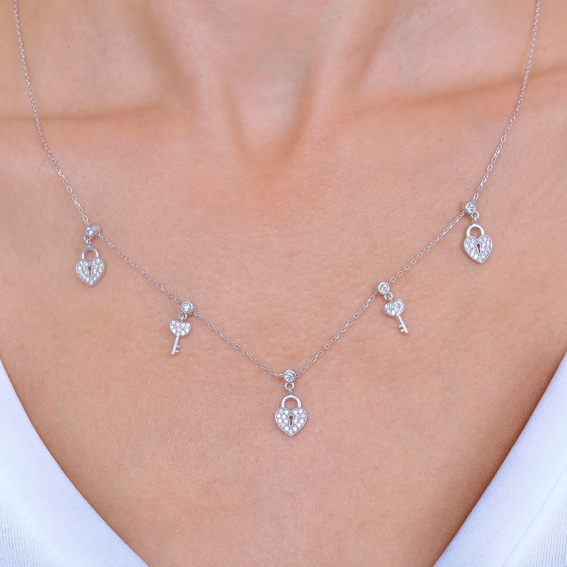 Kalp Anahtarı Choker Gümüş Şans Kolye
