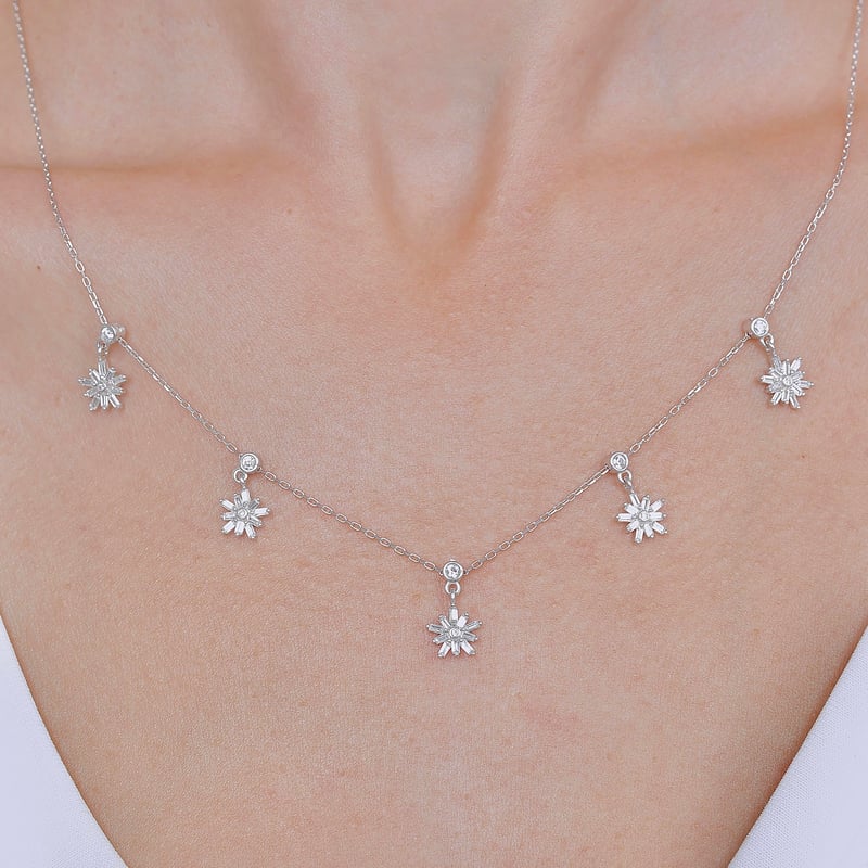Kristal Çiçeği Choker Gümüş Şans Kolye