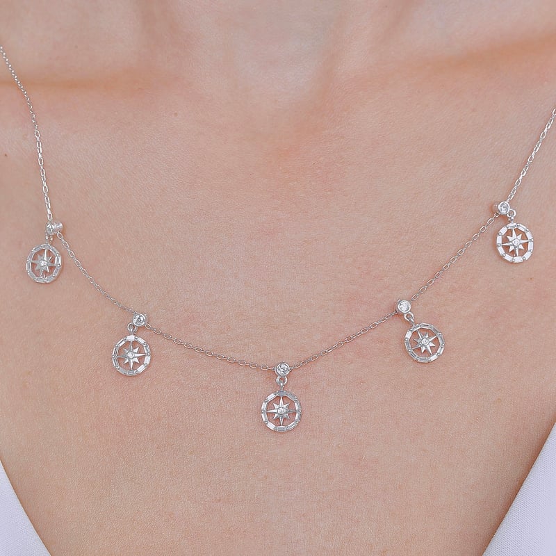 Kuzey Çemberi Choker Gümüş Şans Kolye