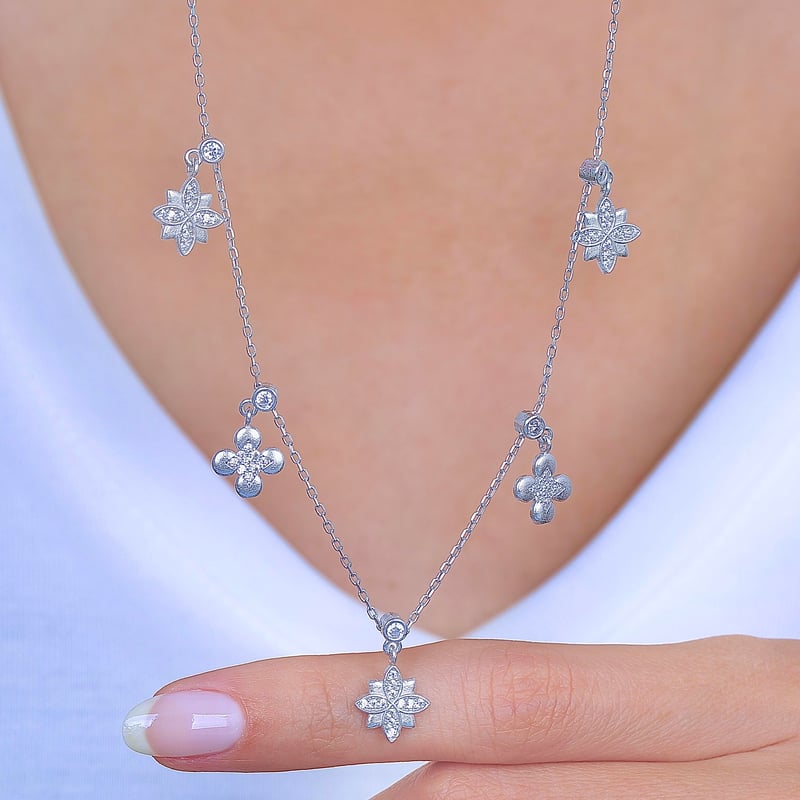 Lotus Buketi Choker Gümüş Şans Kolye