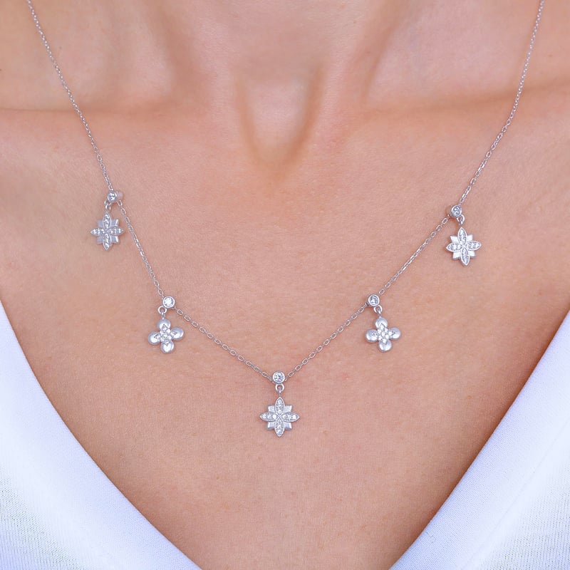 Lotus Buketi Choker Gümüş Şans Kolye