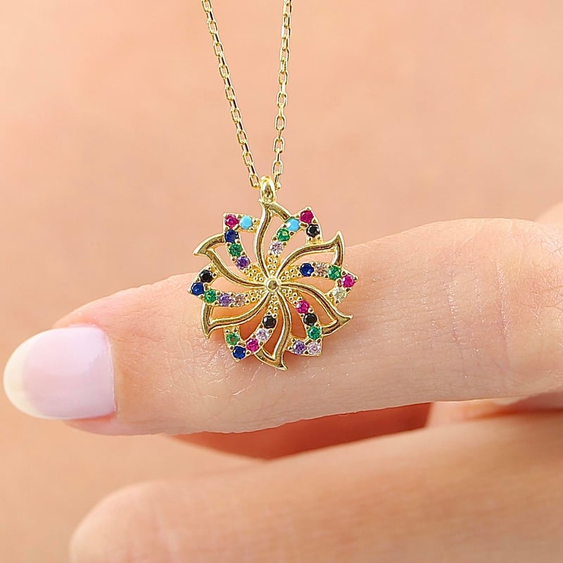 Mix Taşlı Lotus Yansıması Gold Renk Gümüş Kolye