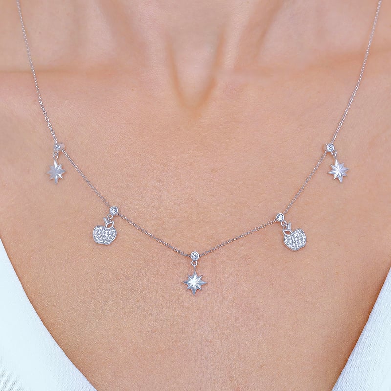 Parıltılı Elmalar Choker Gümüş Şans Kolye