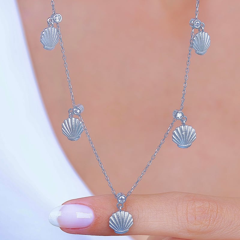Parıltılı İstiridyeler Choker Gümüş Şans Kolye