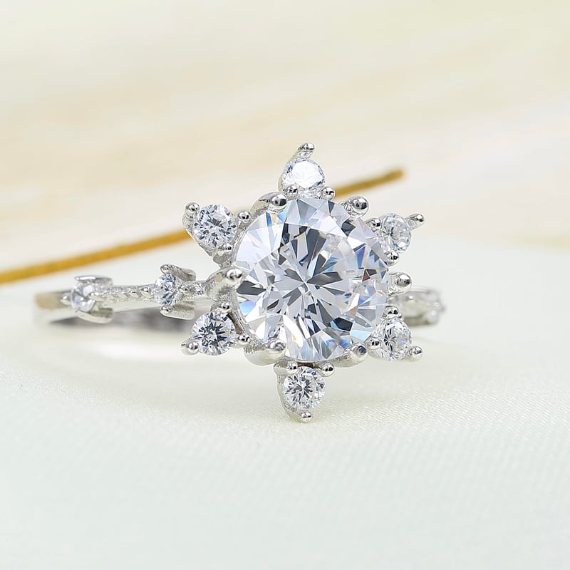 Pırlanta Montür Aşk Güneşi Gümüş Yüzük