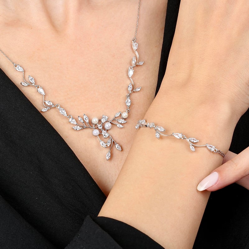 Pırlanta Montür Aşk Masalı Gümüş Su Yolu Set