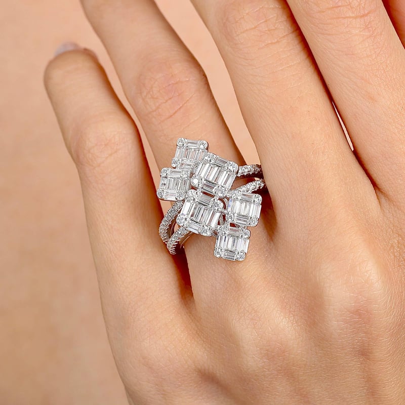 Pırlanta Montür Baget Çiçeği Gümüş Yüzük