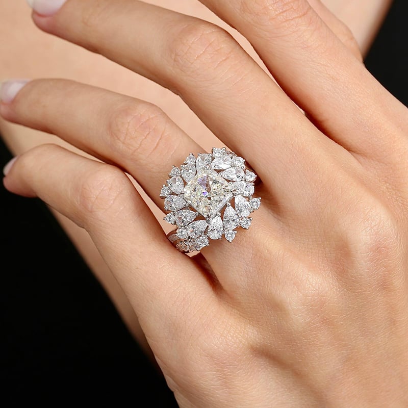 Pırlanta Montür Damla Taşlı Kare Gümüş Yüzük