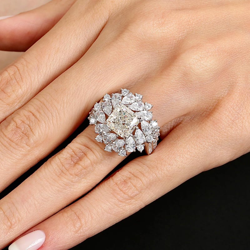 Pırlanta Montür Damla Taşlı Kare Gümüş Yüzük