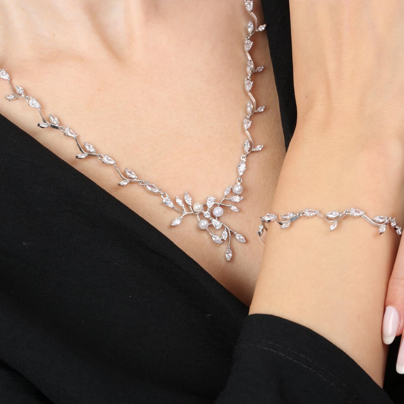 Pırlanta Montür Full Taşlı Aşk Masalı Gümüş Su Yolu Set